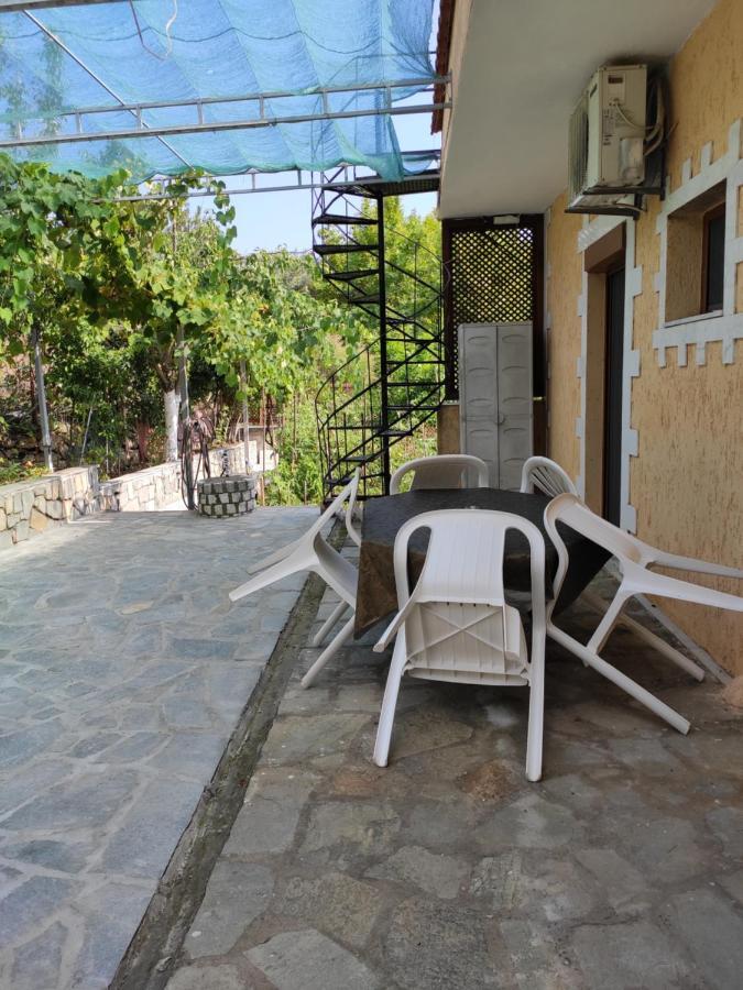 Elpida Apartment 리메나스 외부 사진